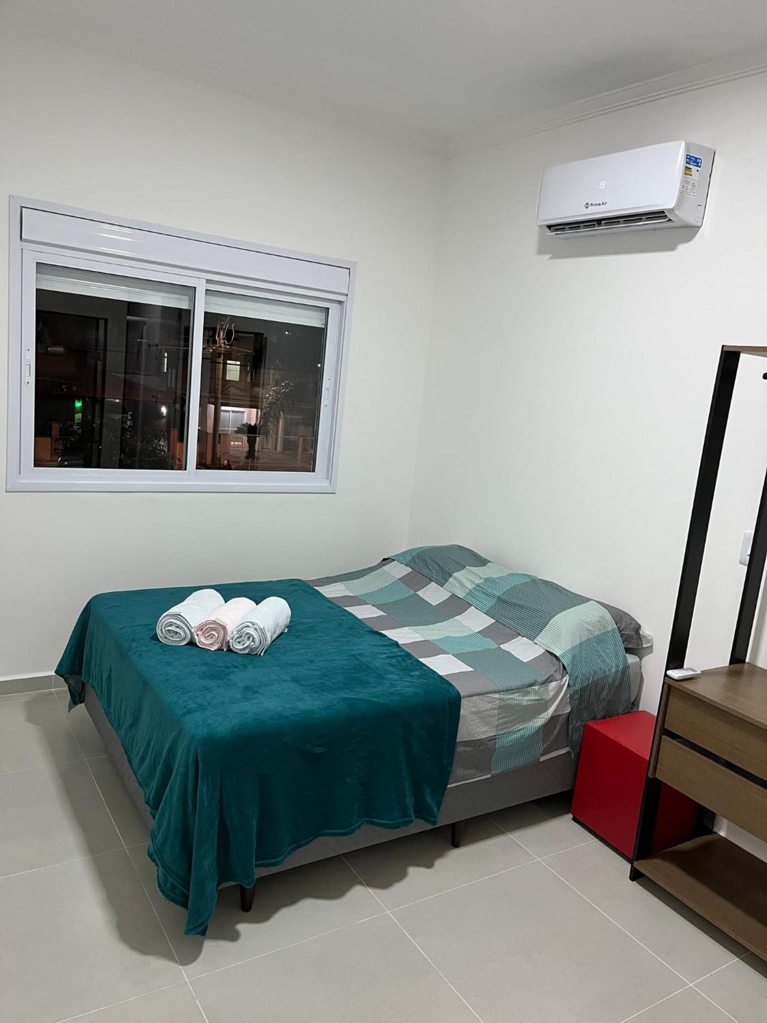 Praia Dos Ingleses - Apartamento Novo フロリアノポリス エクステリア 写真