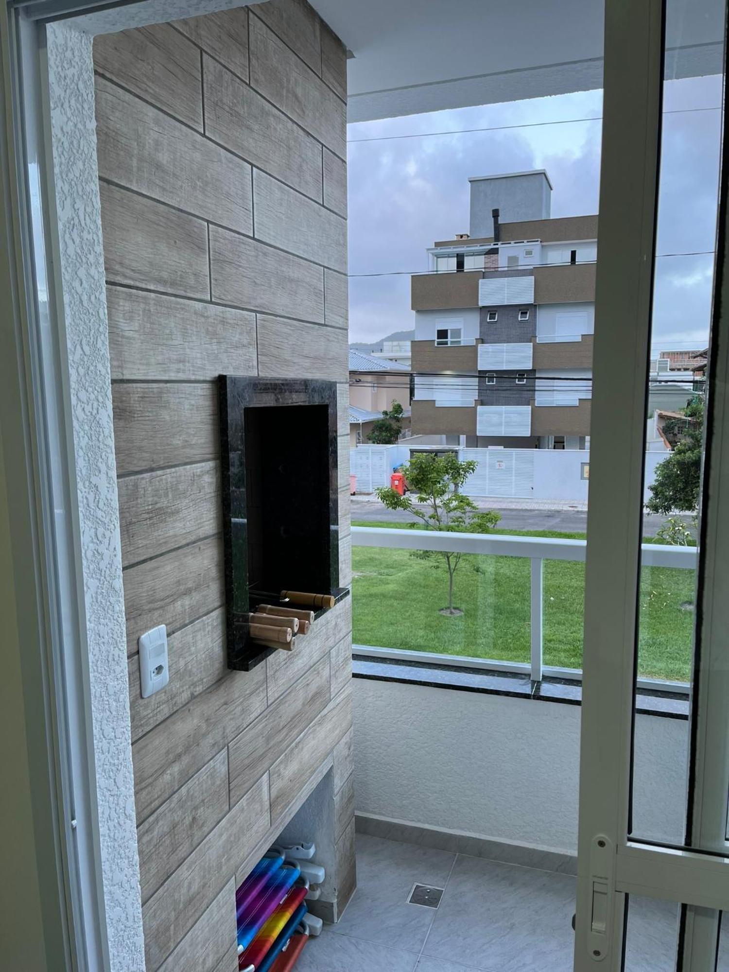 Praia Dos Ingleses - Apartamento Novo フロリアノポリス エクステリア 写真